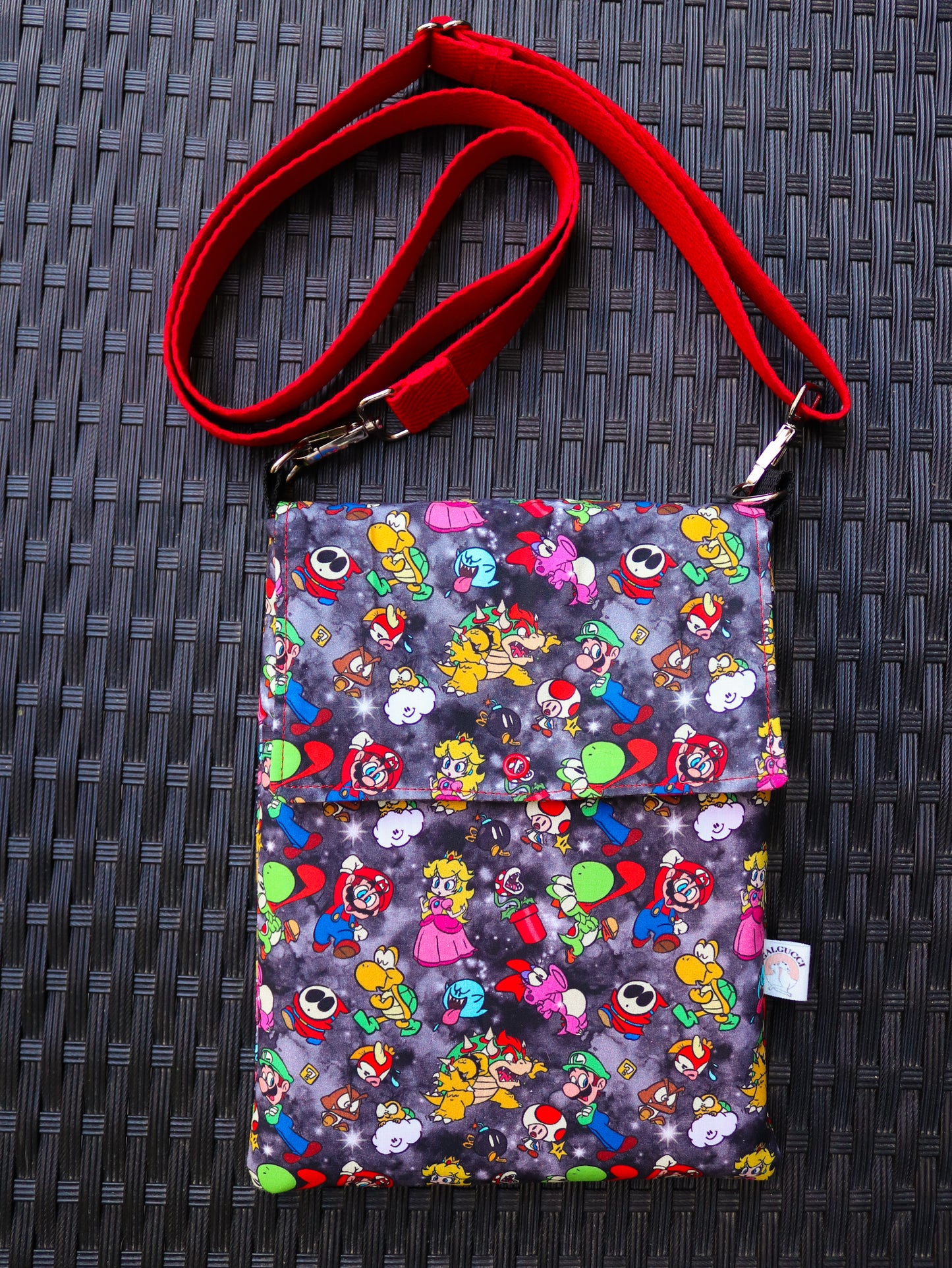 Funda libro con bolsillo